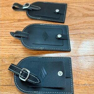 3 new travel luggage tags